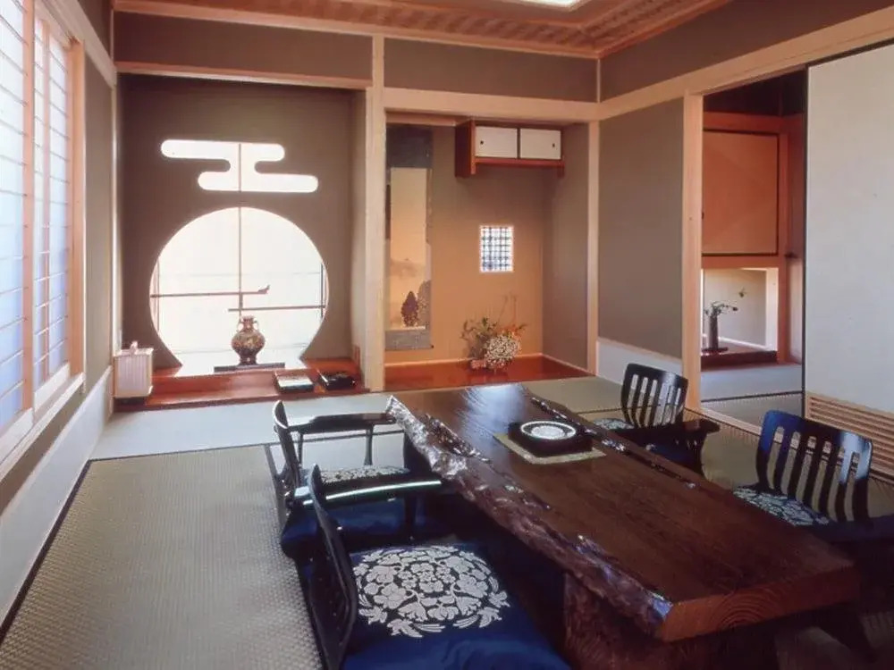 Ryotei Ryokan Kyoheiso