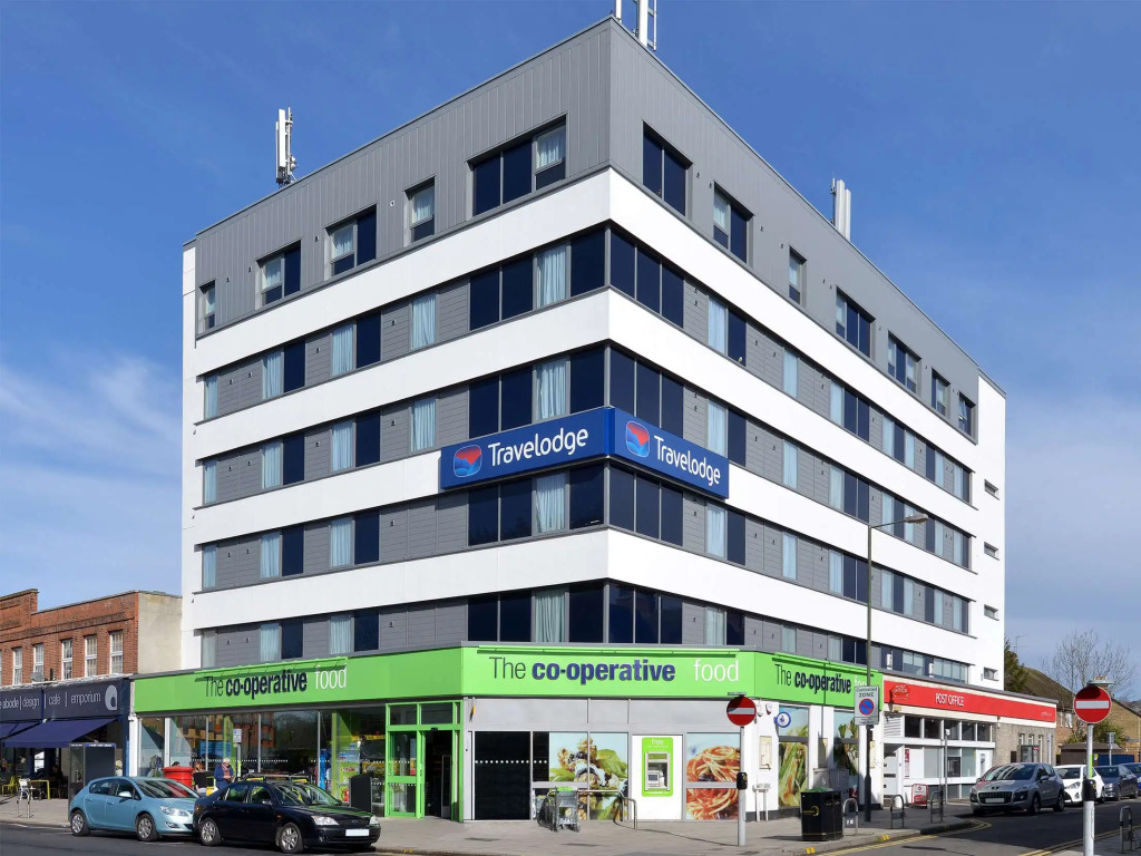 Travelodge London Raynes Park