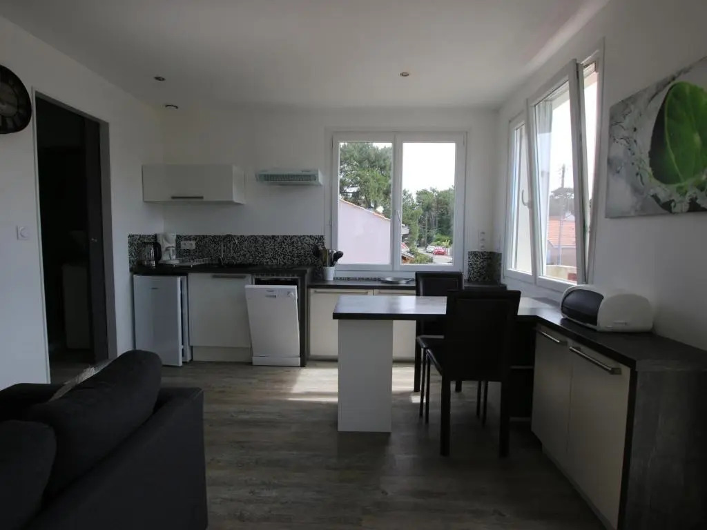 Appartement Saint-Brevin-les-Pins, 2 pièces, 2 personnes - FR-1-364-96