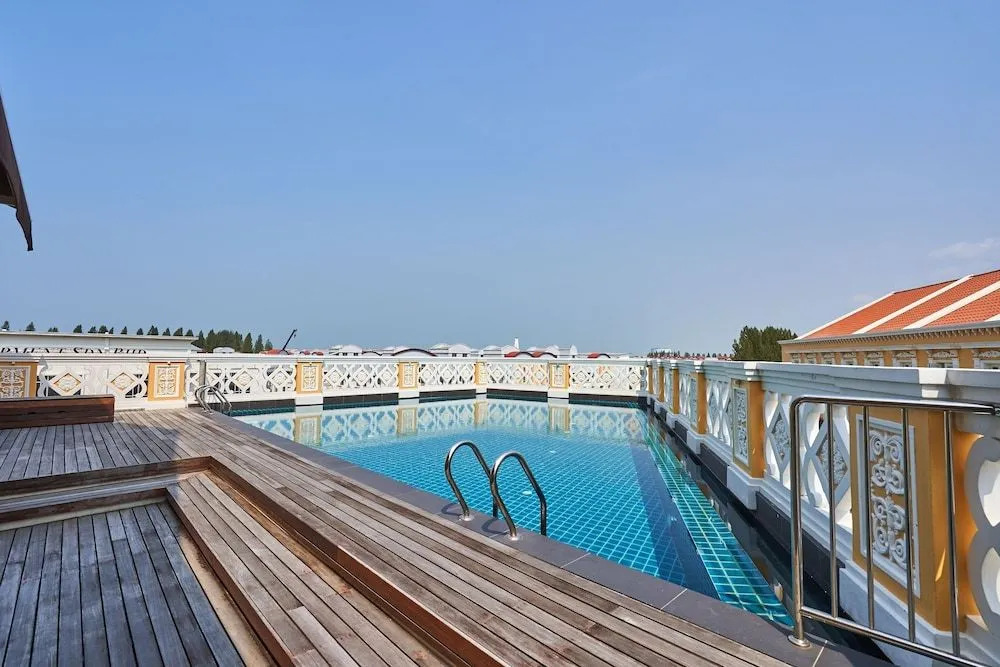 OYO Home 89377 The Platinum Suites