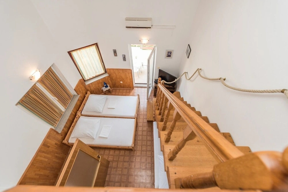Apartments Jadra
