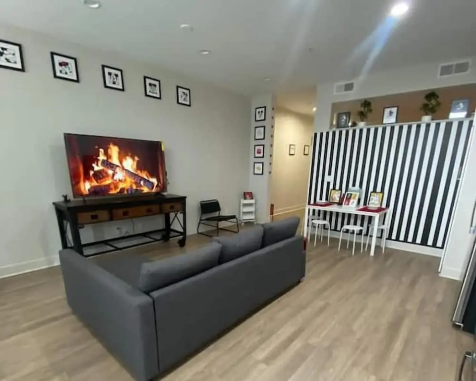 Mickey Magical 1BR Soft-Loft Deep Ellum