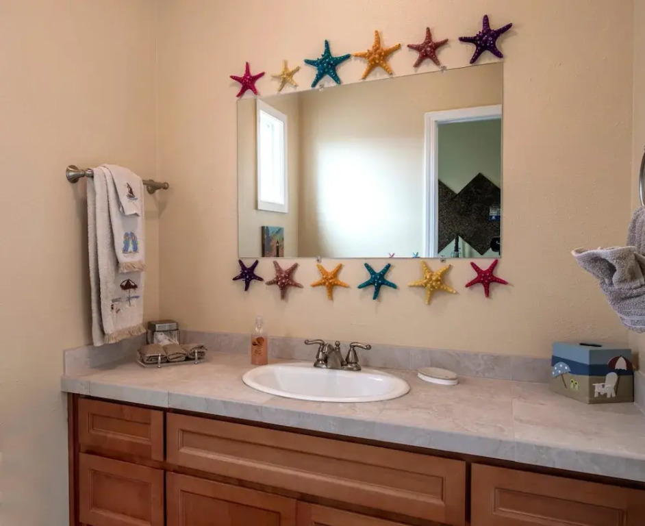 3729 Ocean Park Sanctuary
