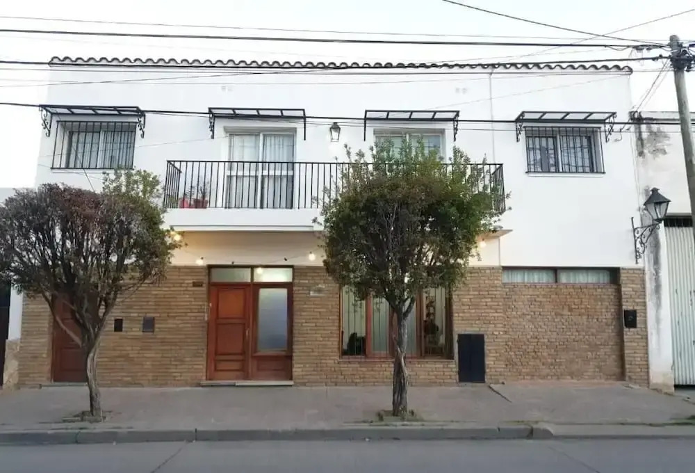 HOSTAL TILIAN