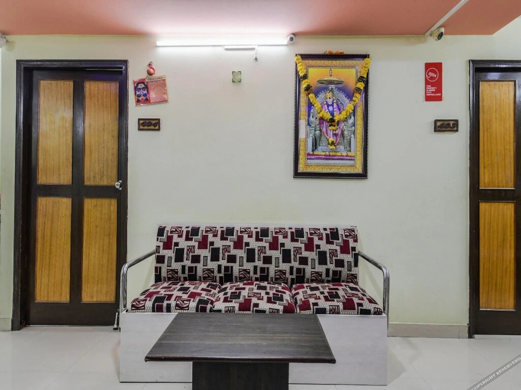 OYO 10710 KSN Residency
