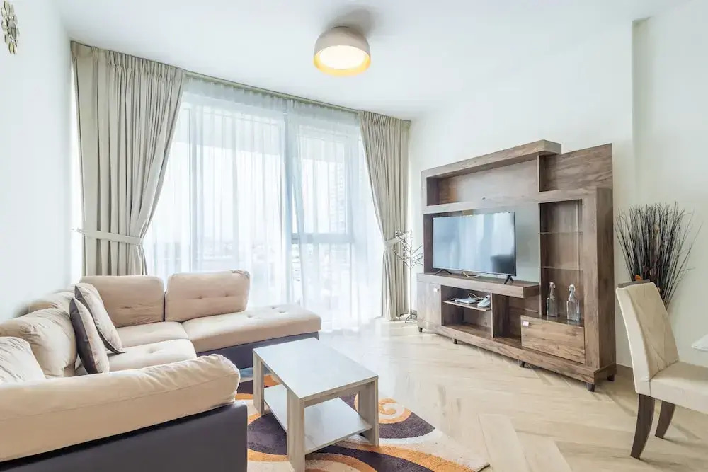 SuperHost - Chic Modern 1BR Apt Retreat with City View