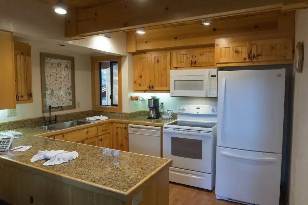 824 Beaver Pond