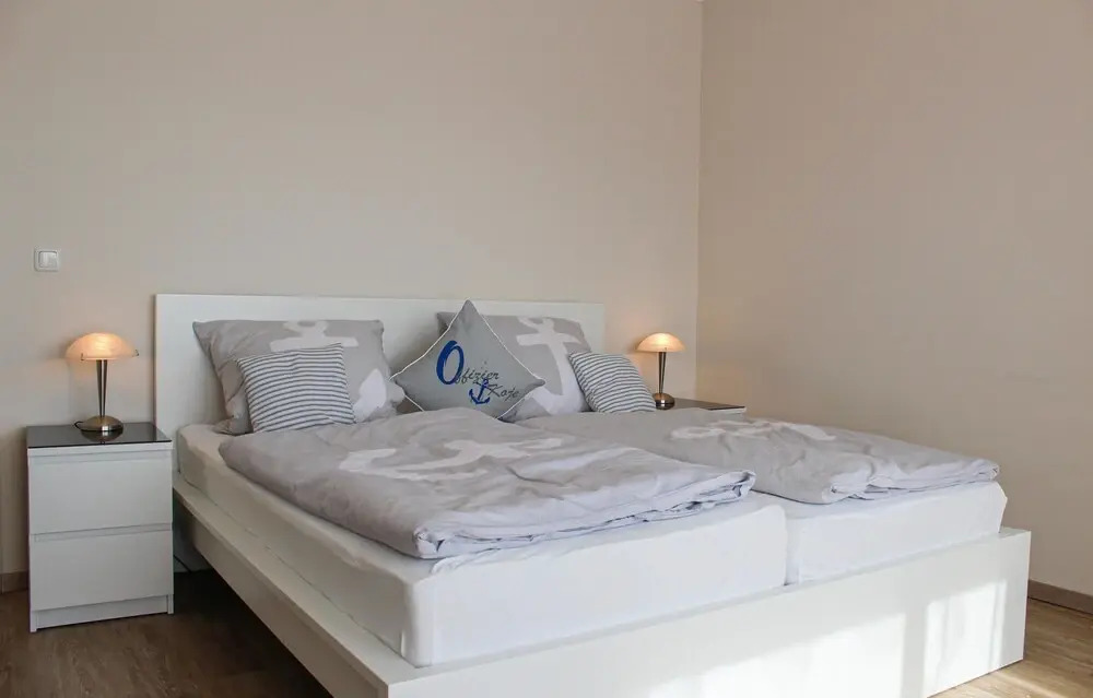 Nice Apartment in Lembruch With 1 Bedrooms and Wifi