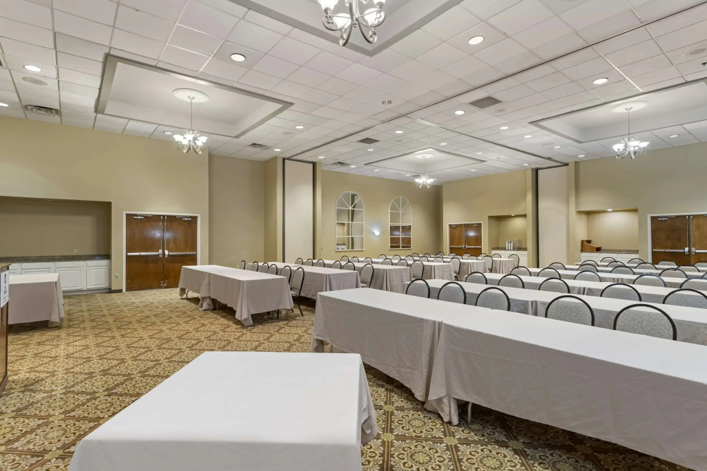 Best Western of Alexandria Inn & Suites & Conference Center