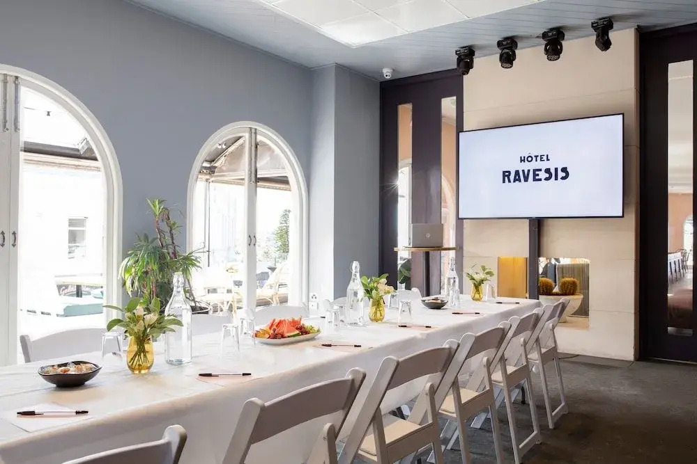 Hotel Ravesis