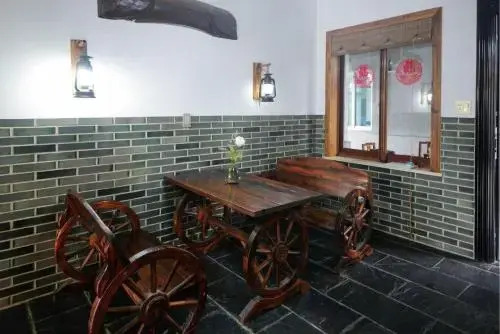 Bamboo Inn