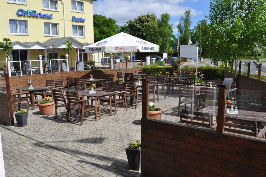 Hotel EDEN