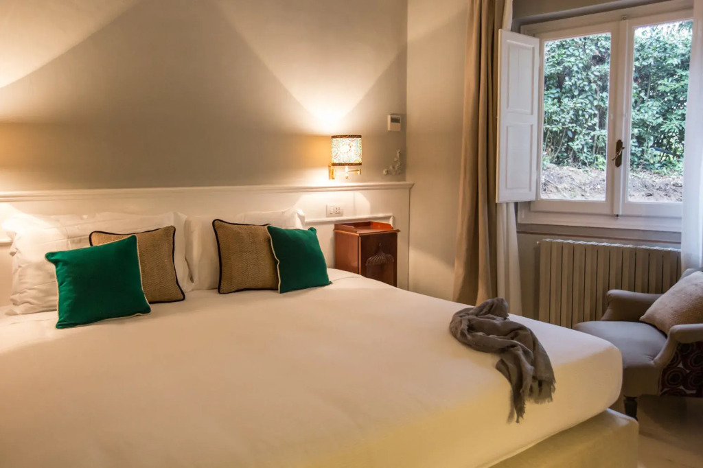 AdAstra Suites