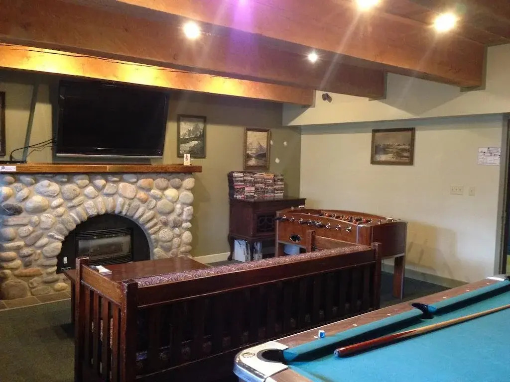 Canmore Alpine Hostel - Alpine Club of Canada