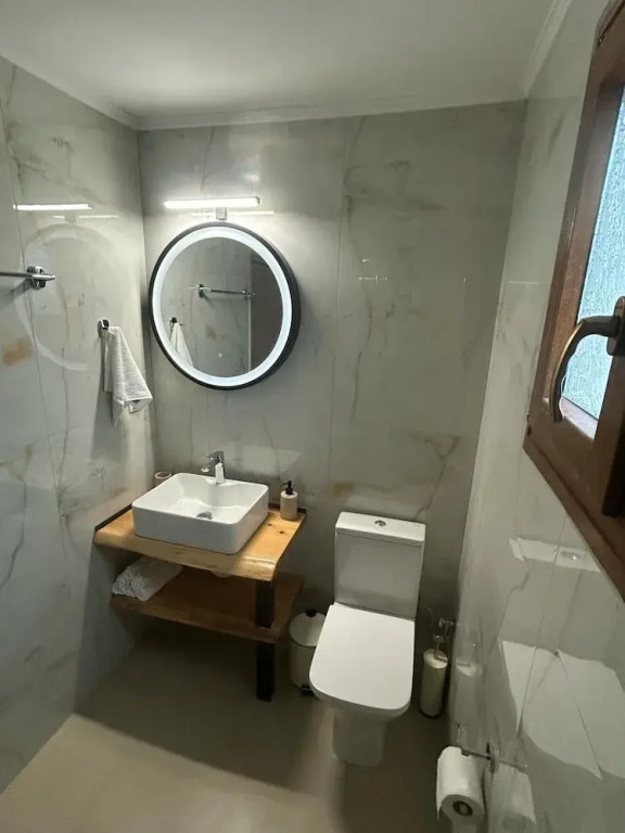 KYNTHIA seaview apartments