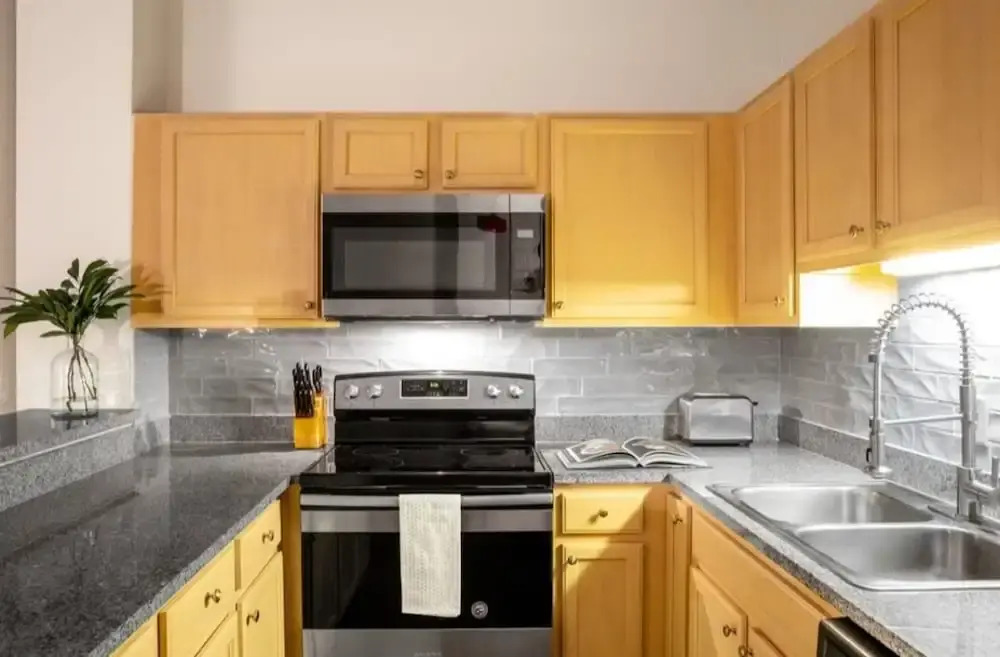 Modern Apartment | Close To Everything | CozySuites