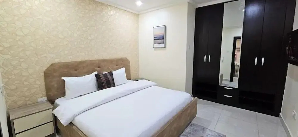 Zorah's Apartment