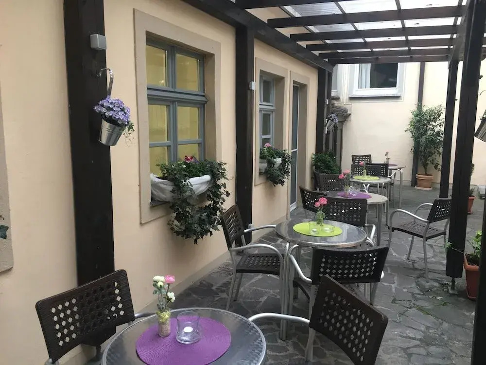 Hotel Sandstern