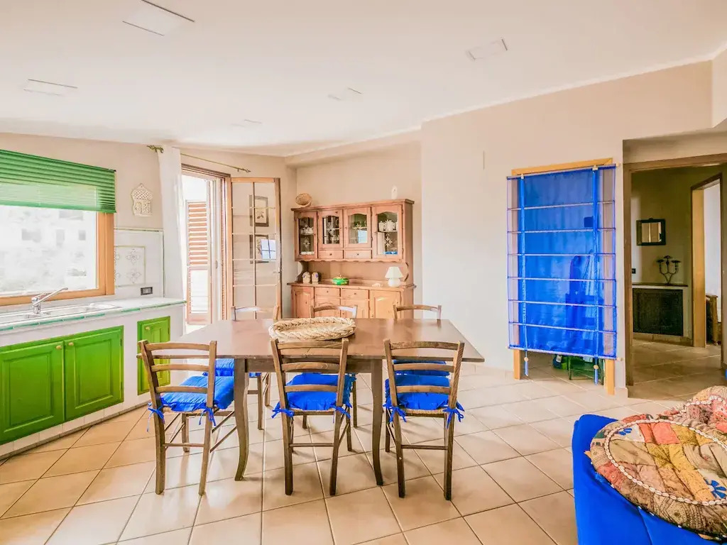 Spacious Villa in Castellammare del Golfo with Swimming Pool