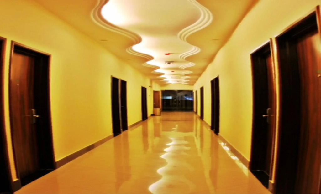 GOLDEN PALACE