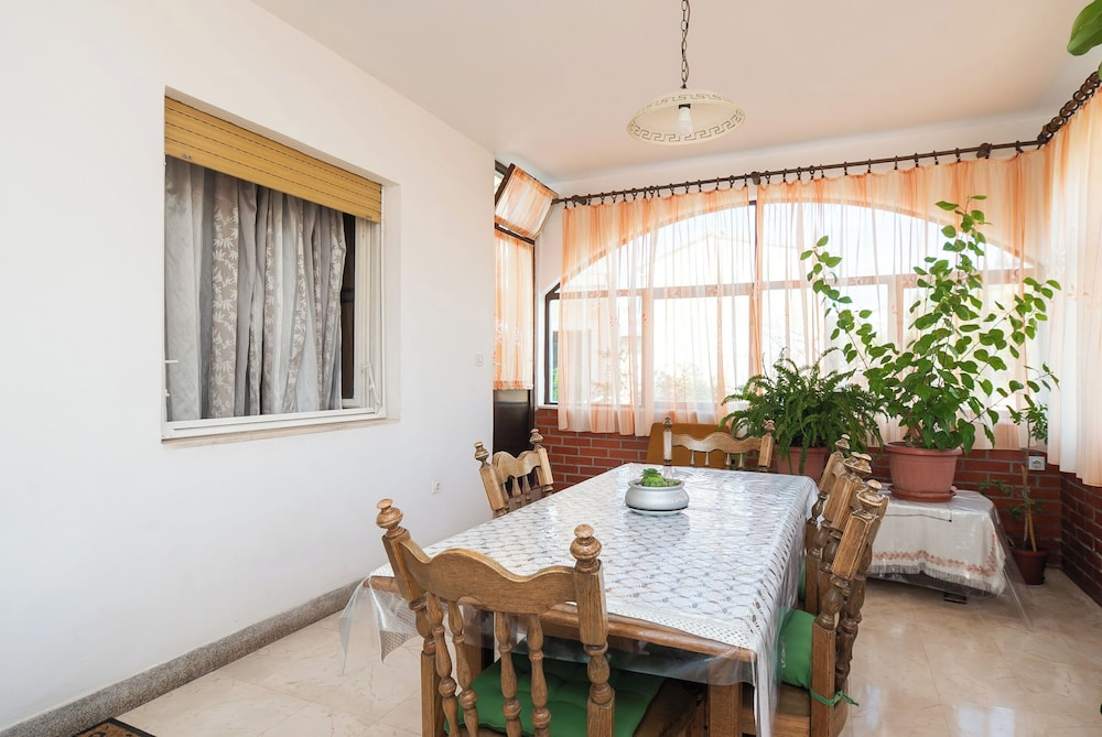 Apartment Luketa