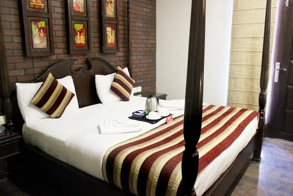 OYO 557 Hotel Lavish Inn