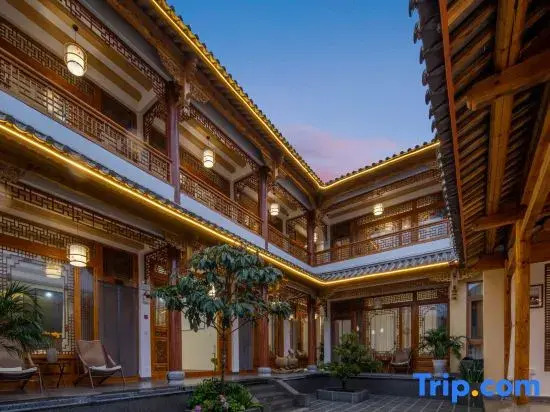 Shaxi Inviting Moon Guesthouse