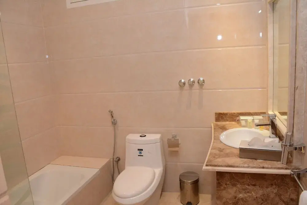 topaz suites