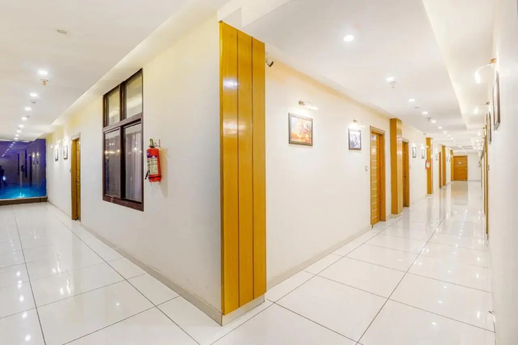 The Glory Hotel