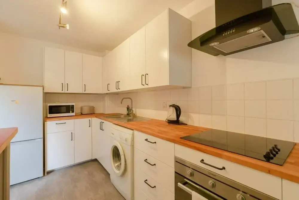 Spacious 1 Bed Apartment Near Shoreditch Park