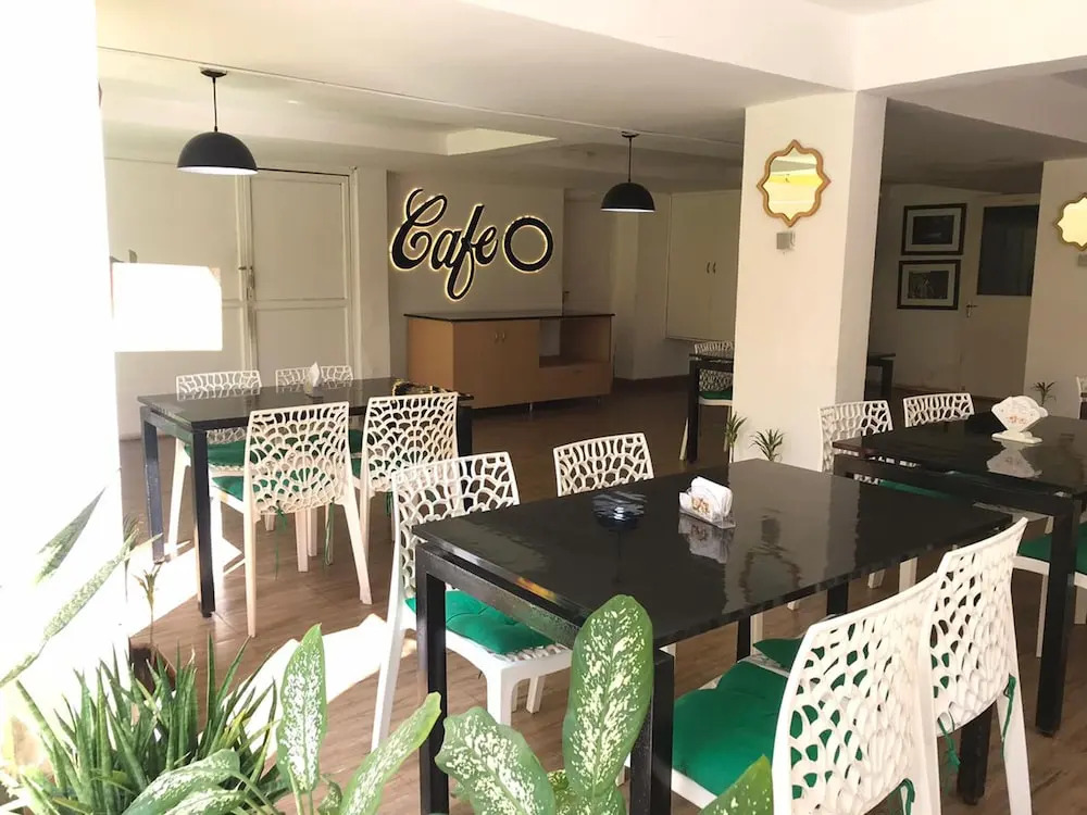 Hotel Miramar, Miramar Beach, Goa