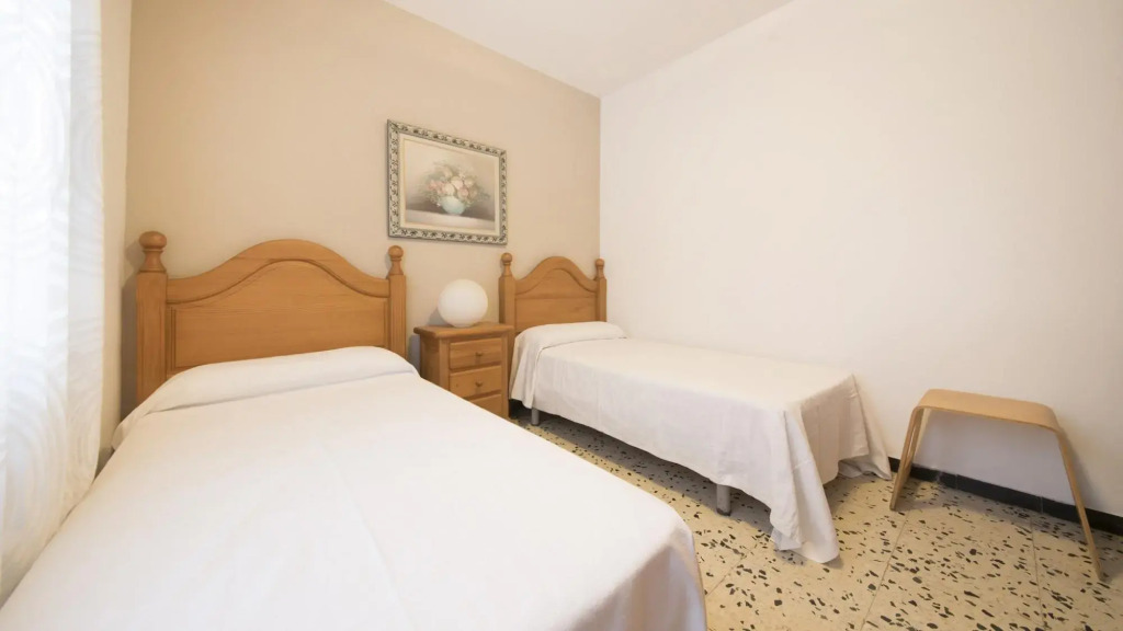 BFA 28 - APART. MONTSERRAT, 11 3º