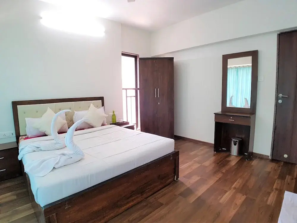 HexHomes Kandivali