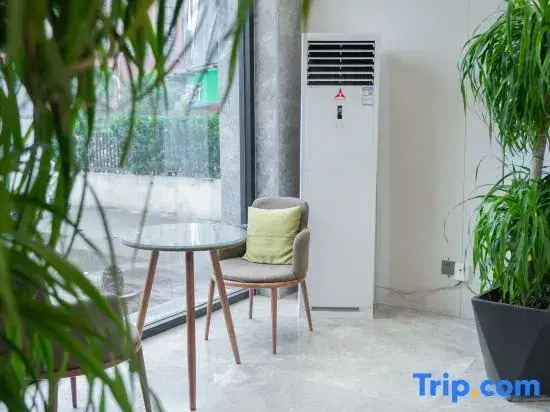 Homeinn Ease Hotel (Xuzhou Yunlong Lake Huaihai New World)