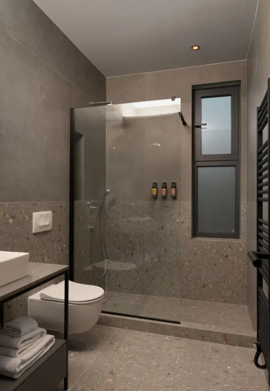 La Vista Suites
