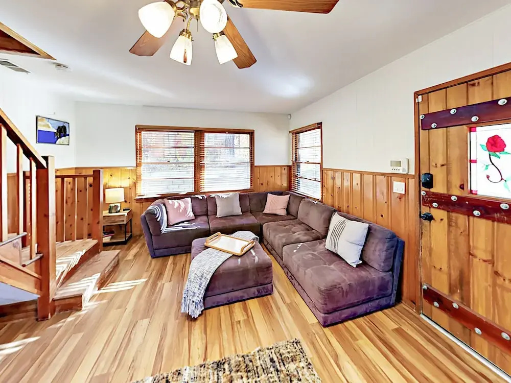 879 Conklin Home 3 Bedrooms 2 Bathrooms Home