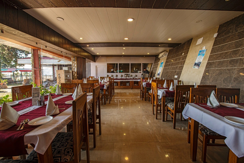 OYO 11839 Hotel Paradise Mansion