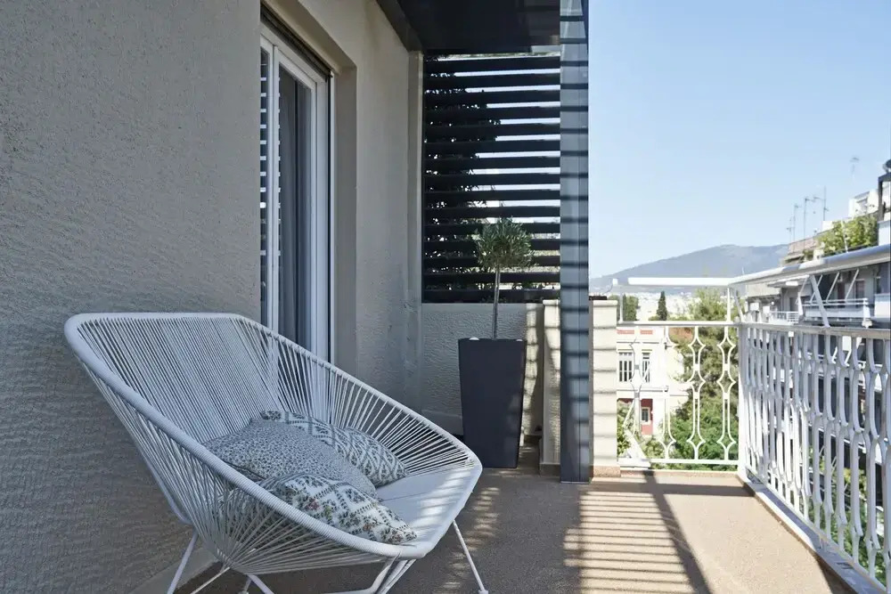 Patriarchou 4bd Art Deco Penthouse
