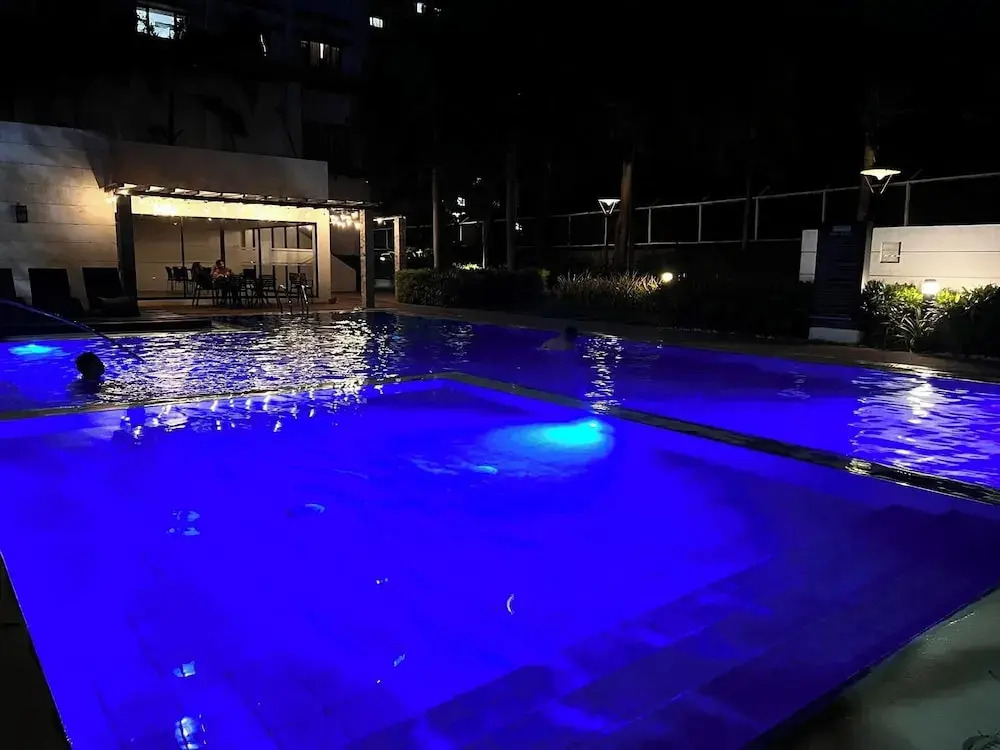 Alabang Staycation Sucat
