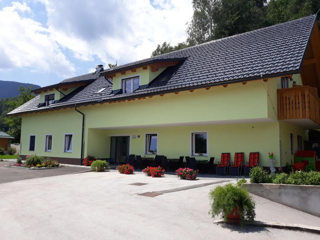 Apartments and Wellness Jelovca