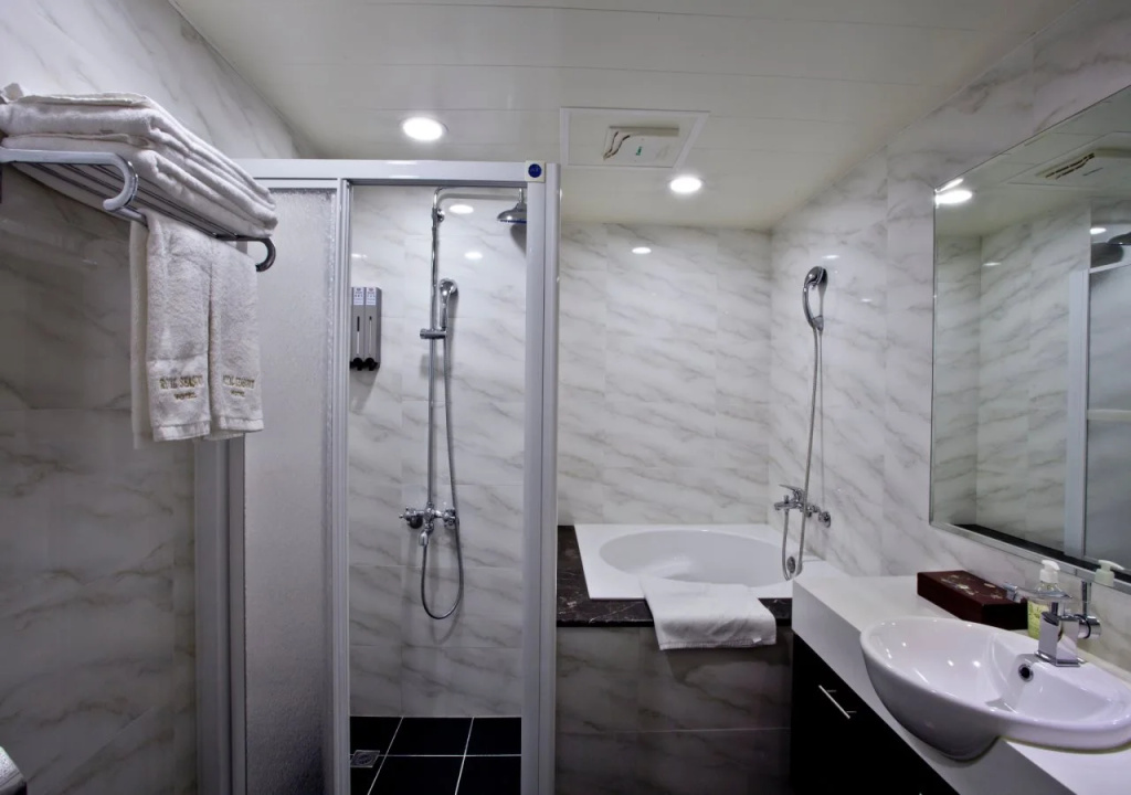 Royal Seasons Hotel Taichung Zhongkang