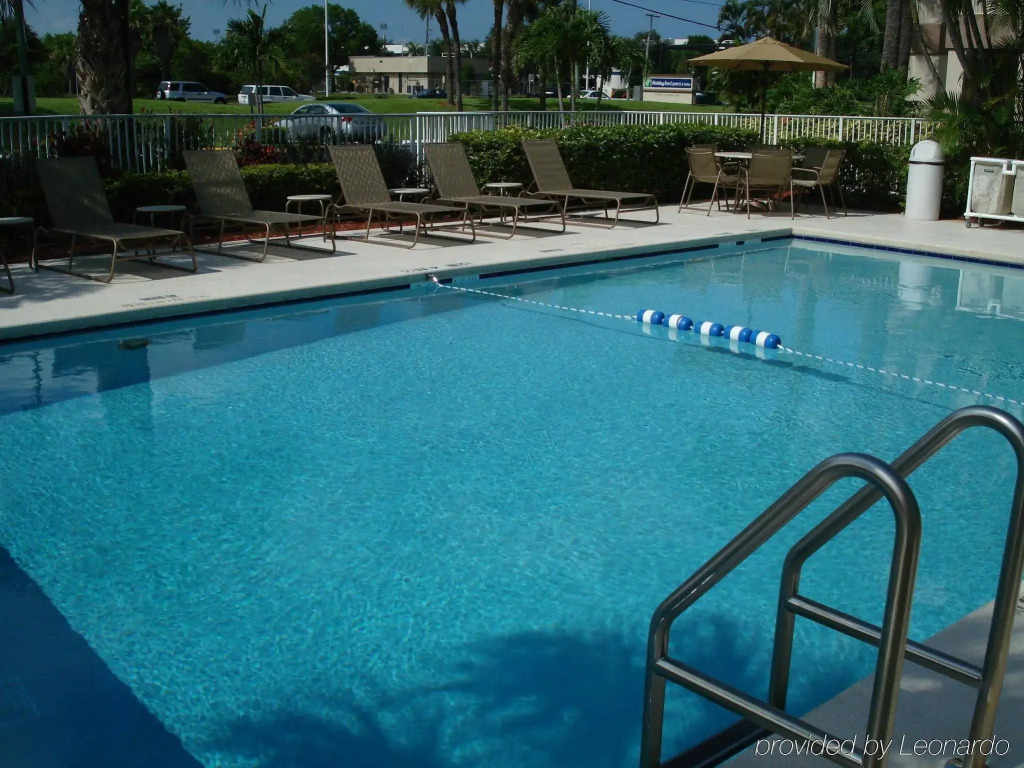 Holiday Inn Express Fort Lauderdale North - Executive Airport by IHG