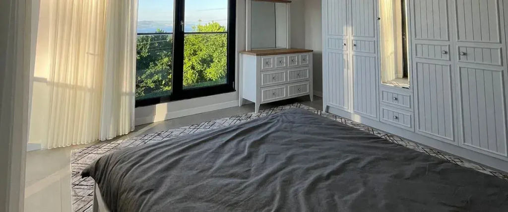 Hilltop House