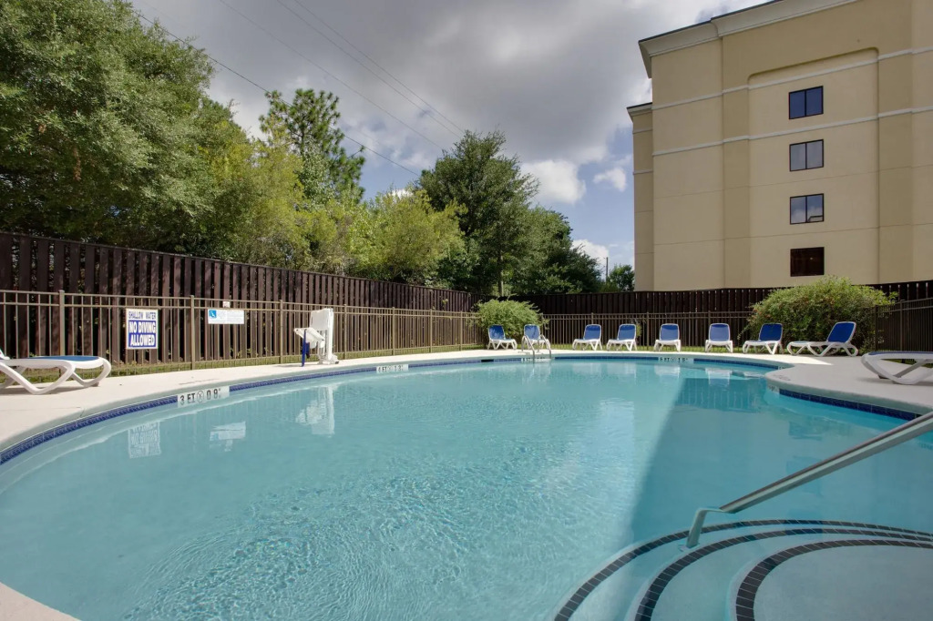 Holiday Inn Express Hotel & Suites Columbia-I-20 at Clemson Road by IHG