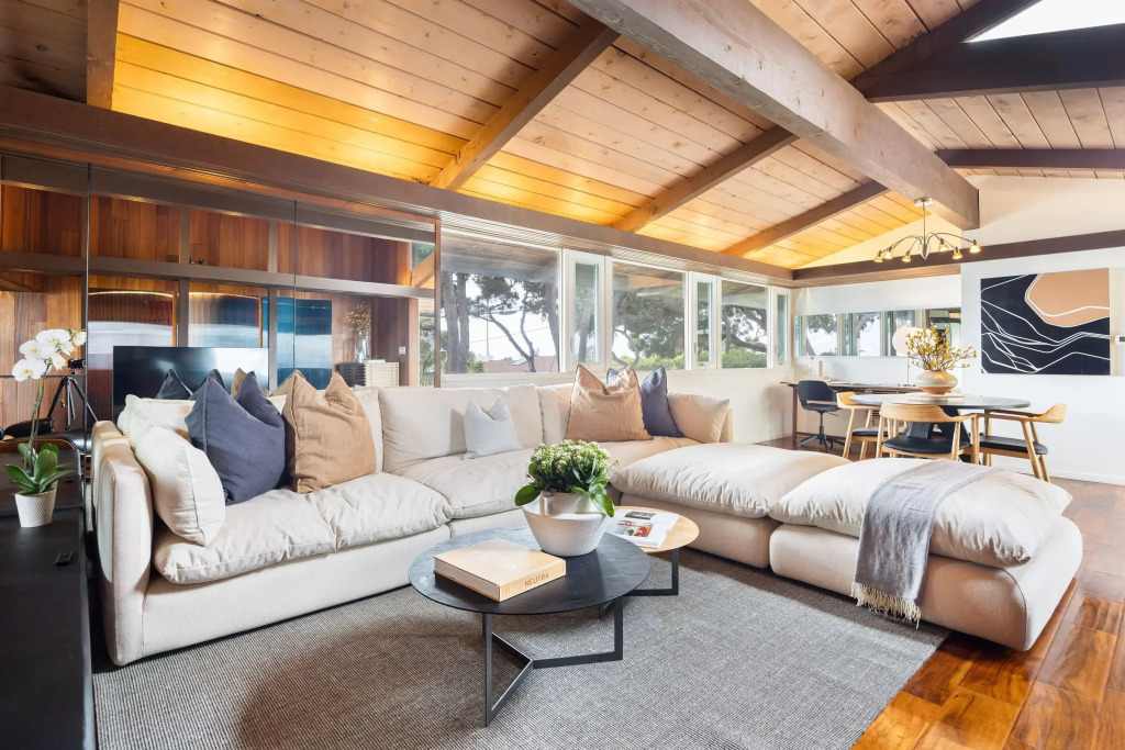La Jolla Mid century by Avantstay Private Pool Outdoor Living Ocean Views