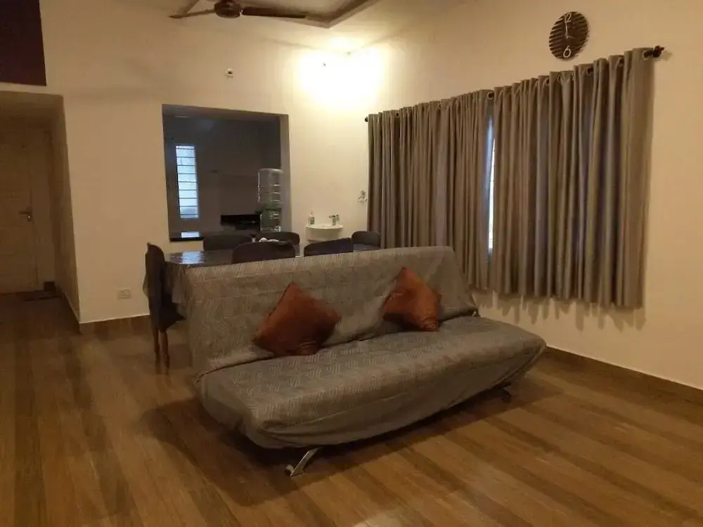 Thavika Silverwoods Residence