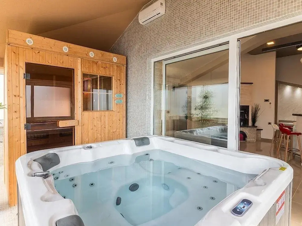 Luxury Villa Maxima