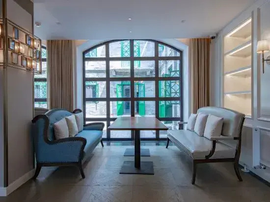 Gubei Residence Hotel