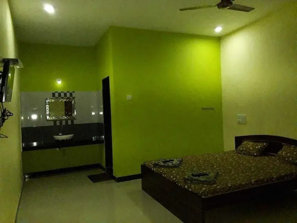 Aashirwad Paying Guest House