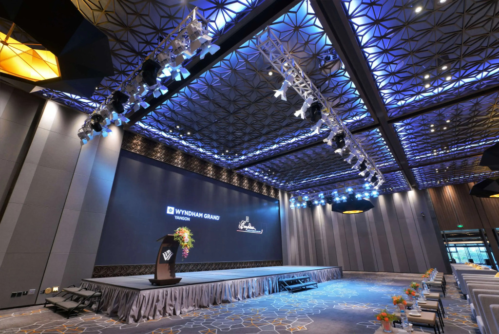 Wyndham Grand Yangon